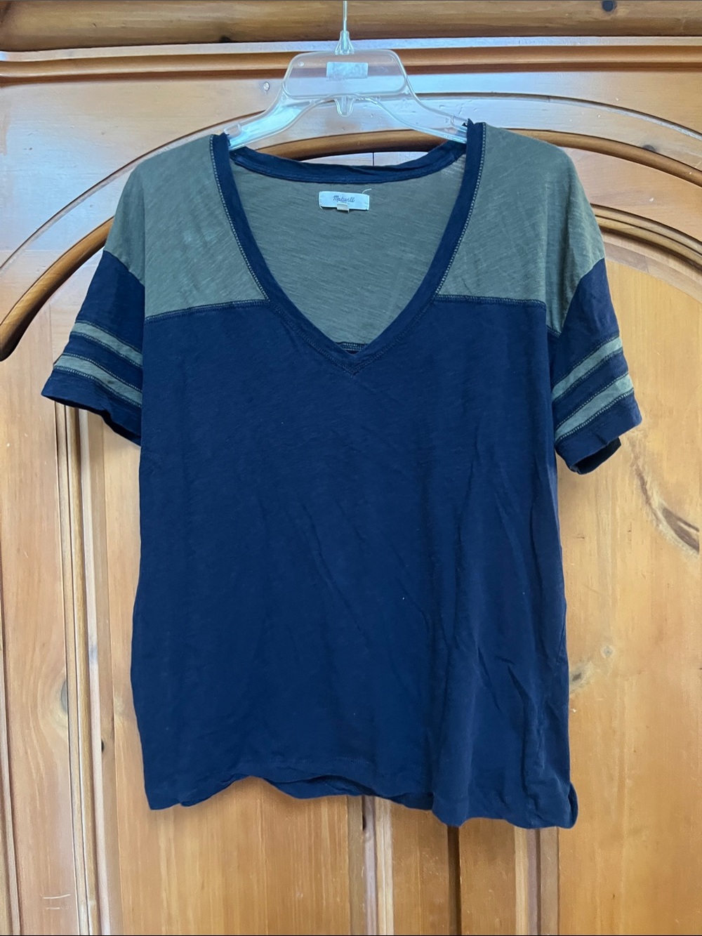 Madewell Olive & Black V-Neck Short Sleeve Tee